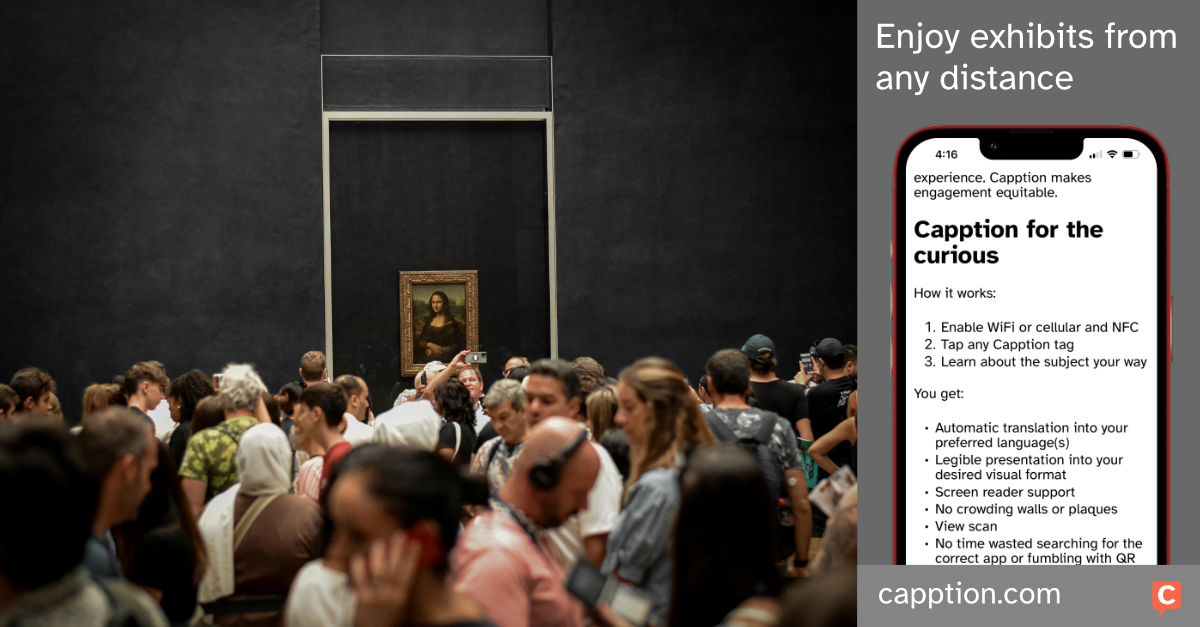 A photo of a crowd gathered at the Mona Lisa.